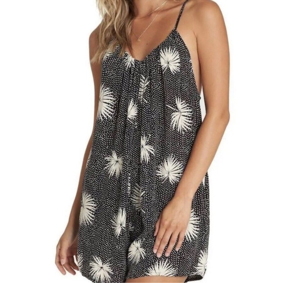Billabong Del Sur Mini Romper Black White Polka Dot Palm Leaf Print sz XS - Picture 1 of 11